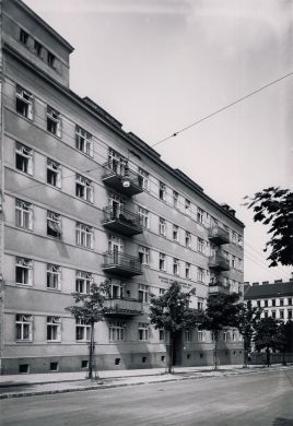 Wohnhausanlage Wolfganggasse - Fassade.jpg
